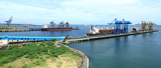 कामराजार बंदरगाह का विहंगम दृश्य